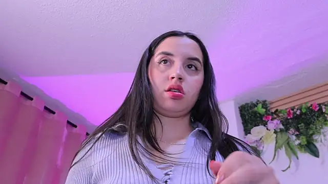 Онлайн чат XXX kaylee_lee