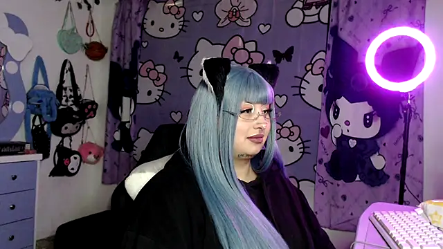 Chatroom XXX en direct de lussyevans24