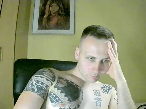 MacMillan69's Webcam Show