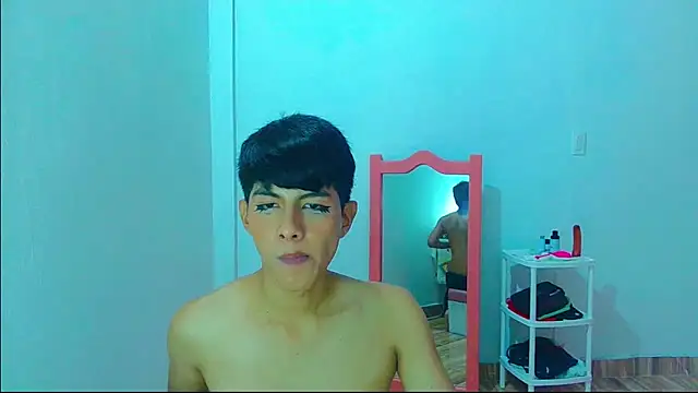 phuwin_bj Webcamshow