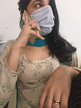 zoya_baby_'s Webcam Show