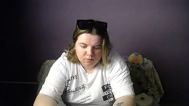 so_shy Live XXX Chat