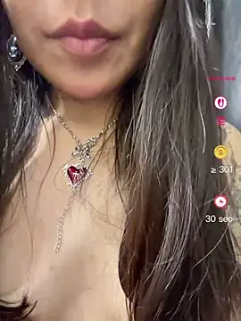 Akane_Chan élő XXX-chatje