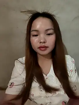 Mina_xYxn Webbikameraesitys