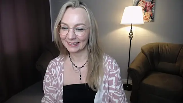 Živý XXX chat Ava_Elior