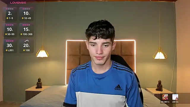 AlejooTwink live XXX chat