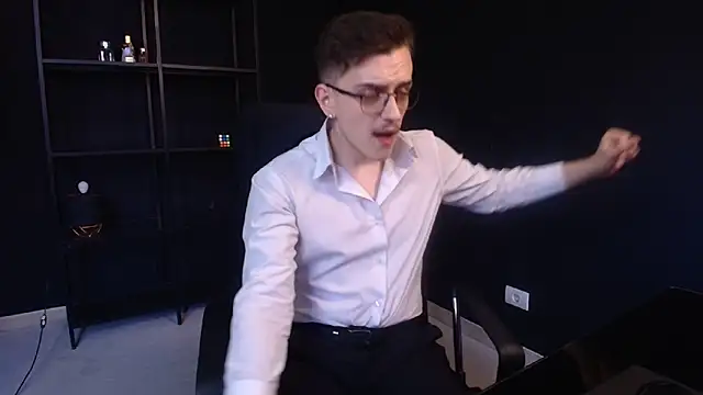 FelixStarkk 在線直播表演