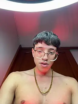 ArthurDavies-'s Live XXX Chat
