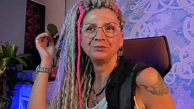 Chat +18 de UmaSpace ao vivo