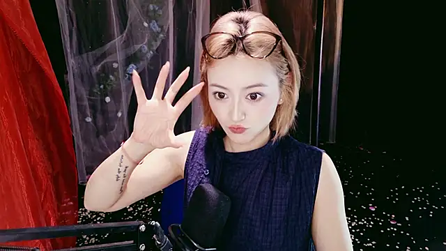 Chat XXX Live Unique_Mia