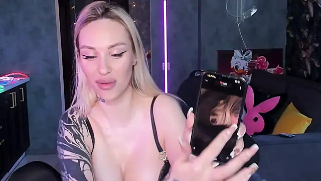 Živý XXX chat Blckmirrorr