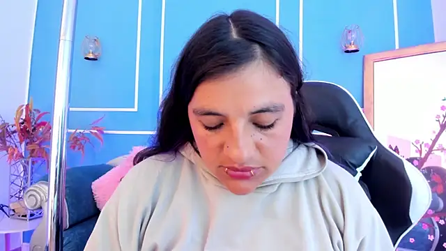 Živý XXX chat TaraTaylorr