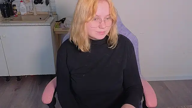 soft_focusn Live XXX chat