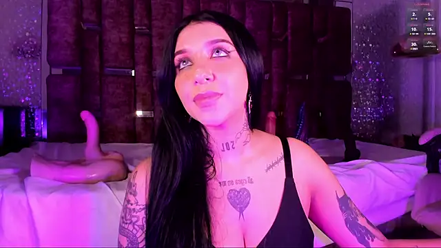 Leiaa_ Adlı Modelin Canlı XXX Sohbeti