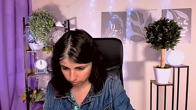 MartaEdams' Live XXX Chat