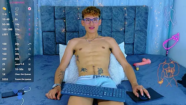 Chatroom XXX en direct de NicolasTorrez