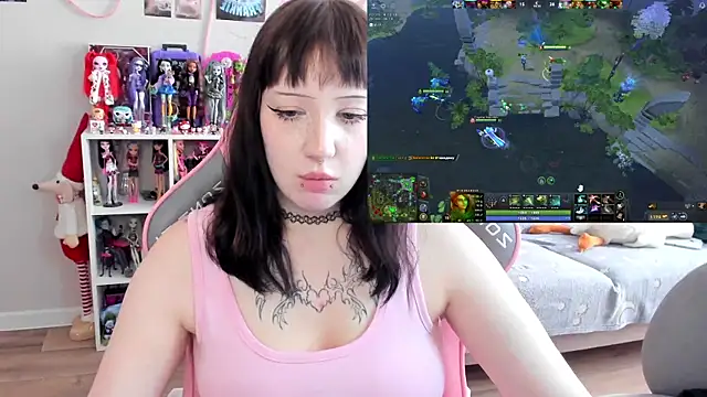 Chat +18 de MollysLand ao vivo