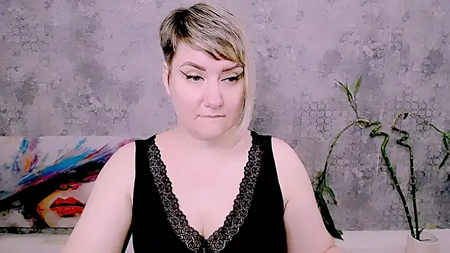 Djullia Adlı Modelin Canlı XXX Sohbeti