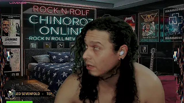 Czat XXX na żywo – chino_roz