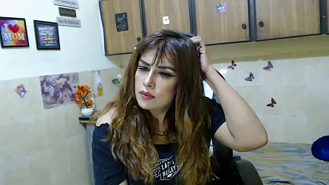 Isabella_Martin Chat XXX in diretta