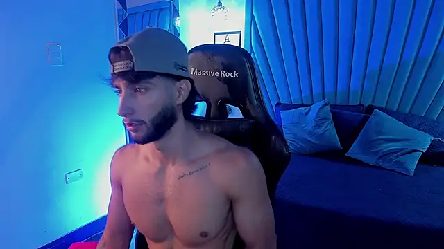 Emmet_CollinsJS' Live XXX Chat