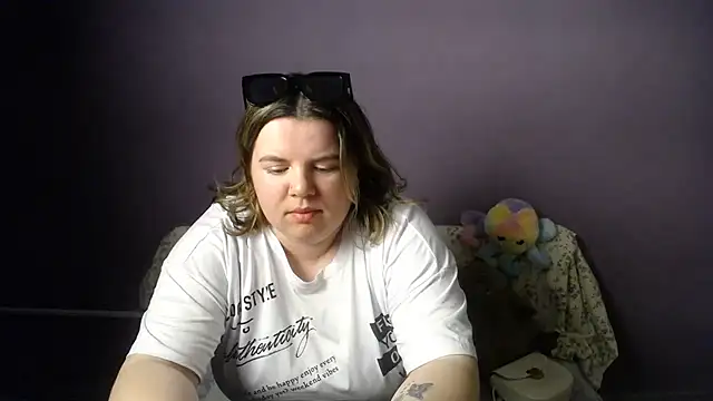 so_shy Chat XXX in diretta