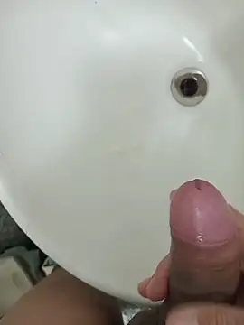 guguba webcam show