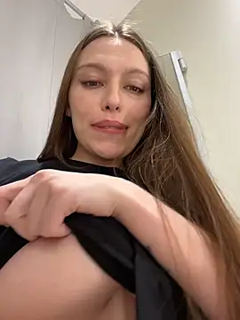 Chat XXX en directo de LeiaMood