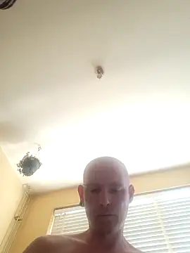 piercingpik Webcam Show