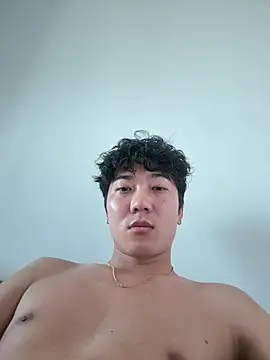 YourBadboy718 在線直播表演