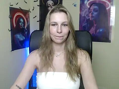 StrangerGi Live XXX-Chat