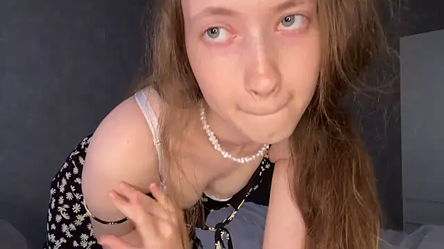 Emily_Mur_ লাইভ XXX চ্যাট