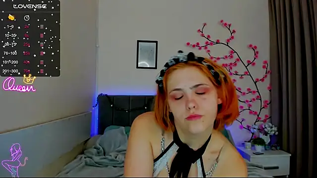 DellaRows Live XXX Chat