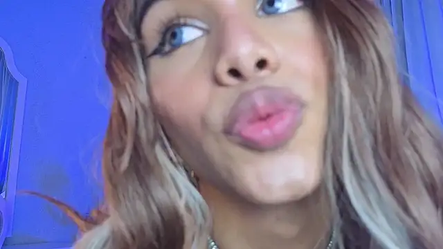 KristinaGriner élő XXX-chatje