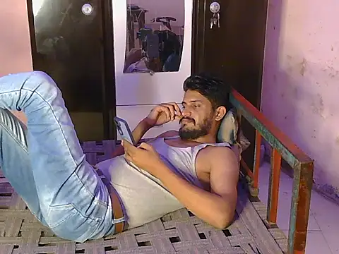 HotXKrish Adlı Modelin Web Kamerası Şovu