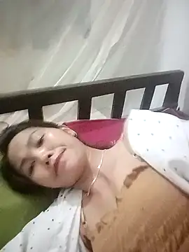 Suly-sweet Pertunjukan Webcam