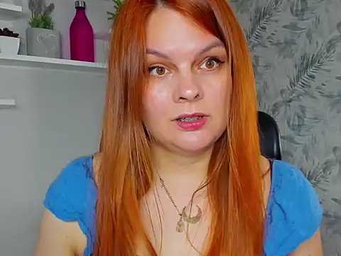 GingerKitten1: онлайн-секс-чат