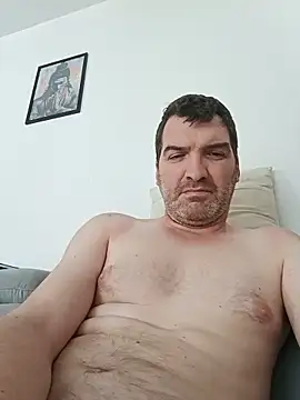 oncle33 live XXX chat