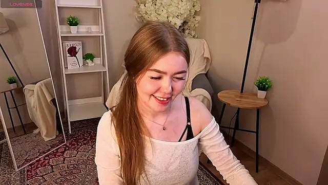 BlondeLina Live XXX-Chat
