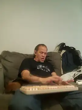yourMasterisBored Webcam-Show