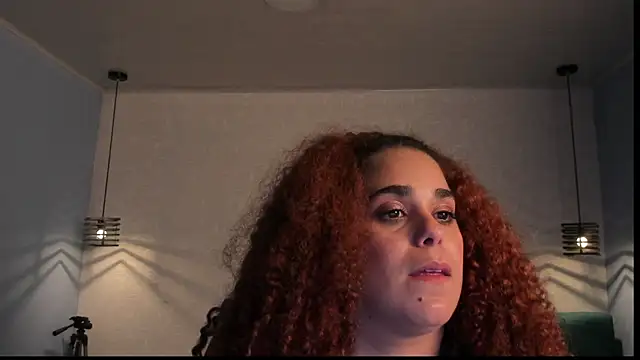 ninna_curly Chat XXX live