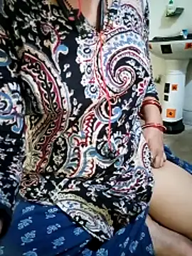 ZOYA-STRIP live XXX chat