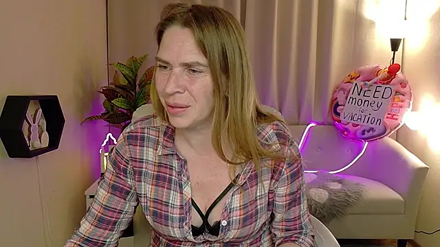TessaDaybreak Live XXX-chat