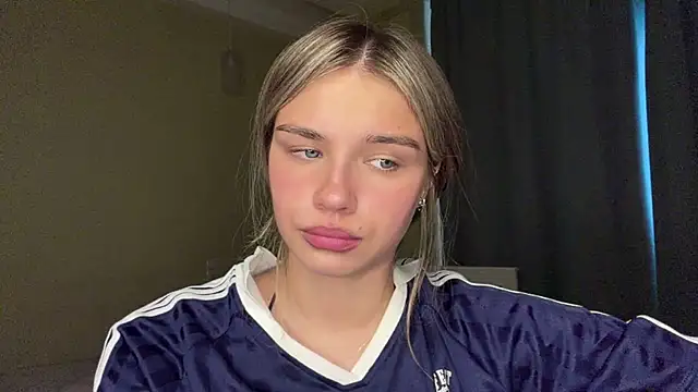 EarthaStinett's Live XXX Chat