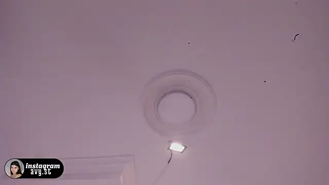 Chat XXX ao vivo de avy_st
