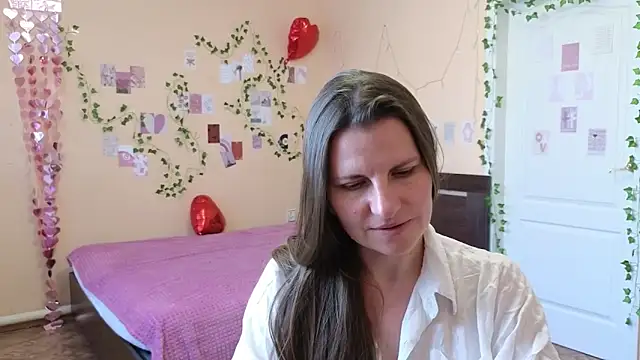 Mirabelle_Velvet: онлайн-секс-чат