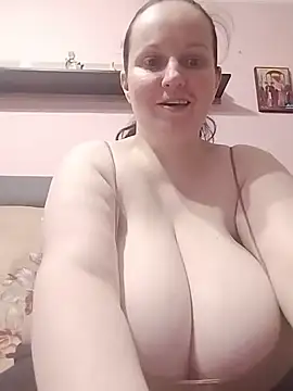 BustyLadyAlma Live XXX Chat