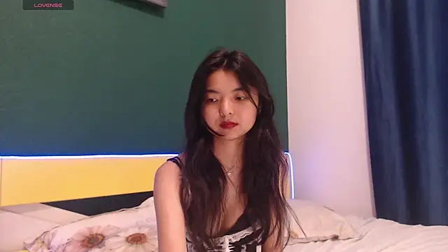 Chat XXX en directo de Shy_Kira
