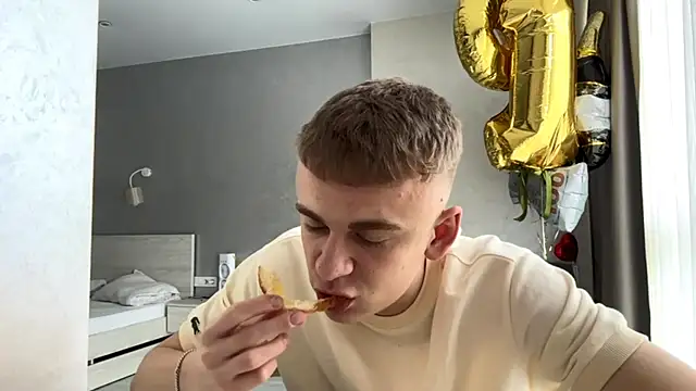 SoloFury Live XXX-chat