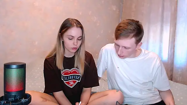 juliaanddima 现场XXX聊天